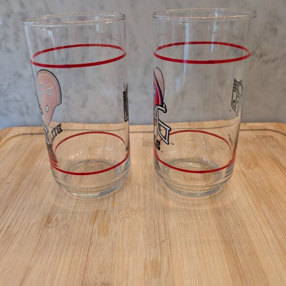 2 Vintage Buffalo Bills NFL Mobil 1980’s Collectible Drinking Glasses - Picture 2 of 6